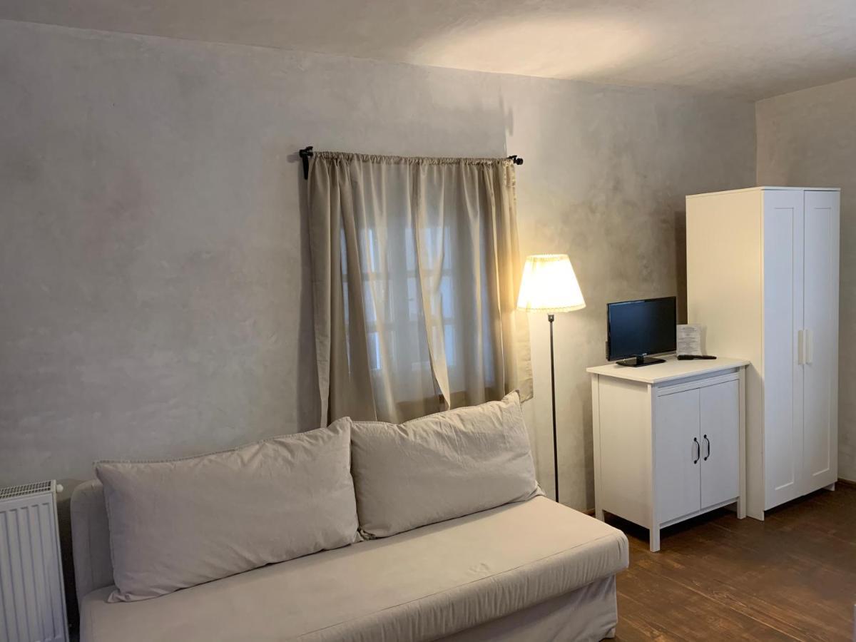 U Dr. Fausta Apartment Slavonice Ngoại thất bức ảnh